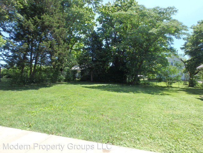 Building Photo - 1102 Pannell St