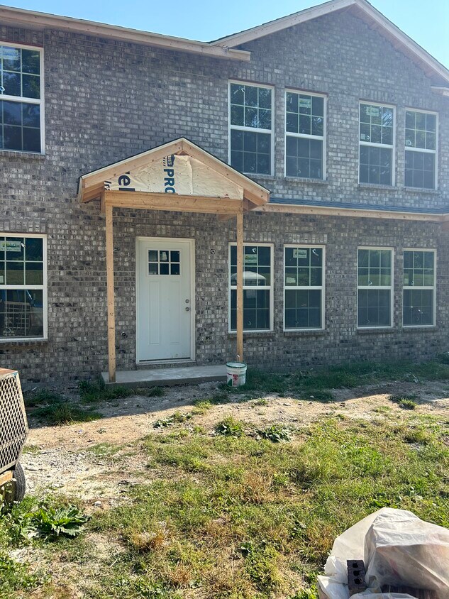 305 N 2nd St Unit 1, Williamsburg, KY 40769 Apartments in