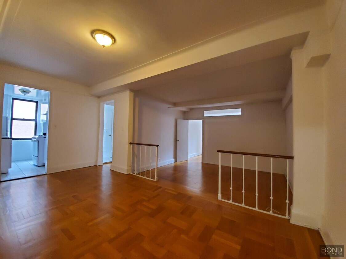Foto principal - 137 E 38th St