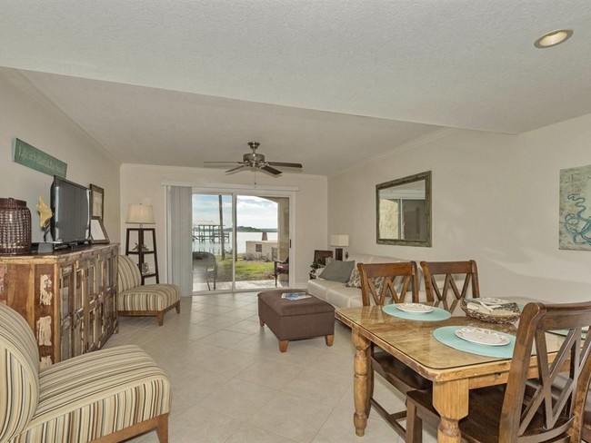 Building Photo - 7265 A1A S