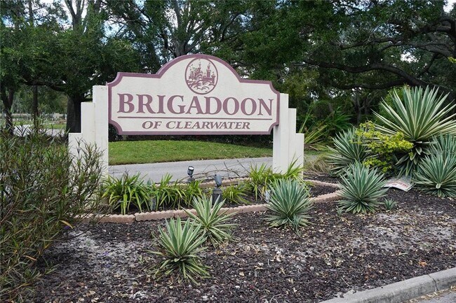 Foto del edificio - 2404 Brigadoon Dr