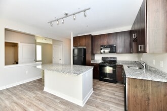 Building Photo - Mozzo apartments