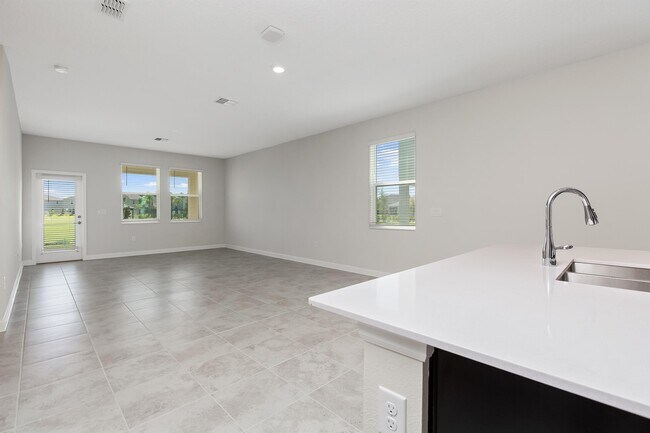 Building Photo - 4410 Seven Canyons Dr