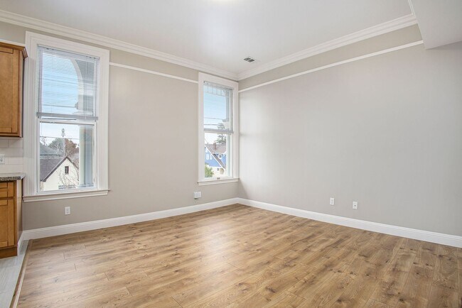 Building Photo - 1201 Lafayette St