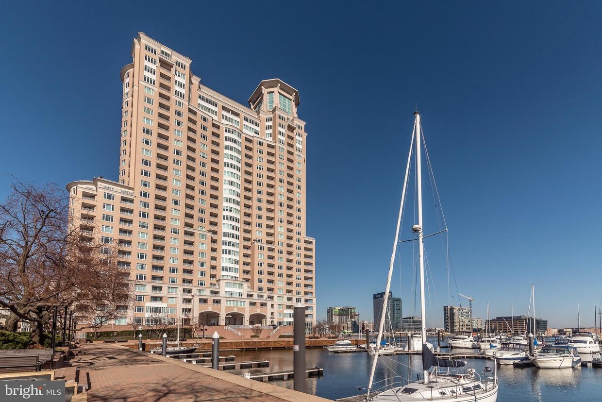 Foto principal - 100 Harborview Dr