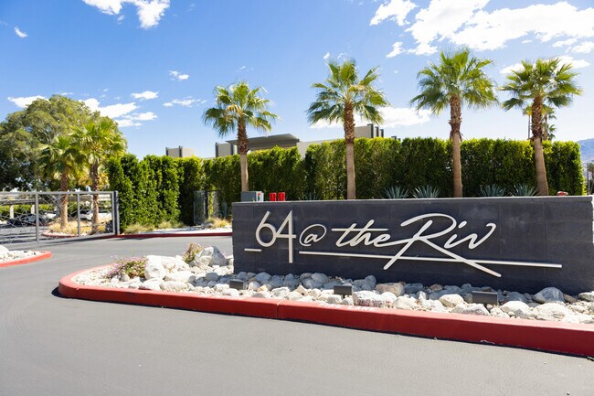 Building Photo - 161 The Riv