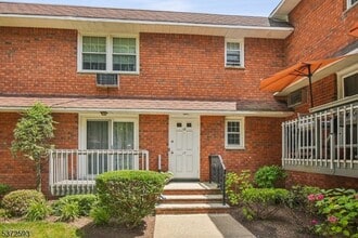 Building Photo - 39 Harrison Ave