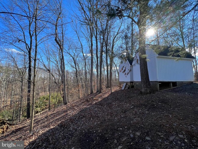 Building Photo - 4093 Fallway Ln