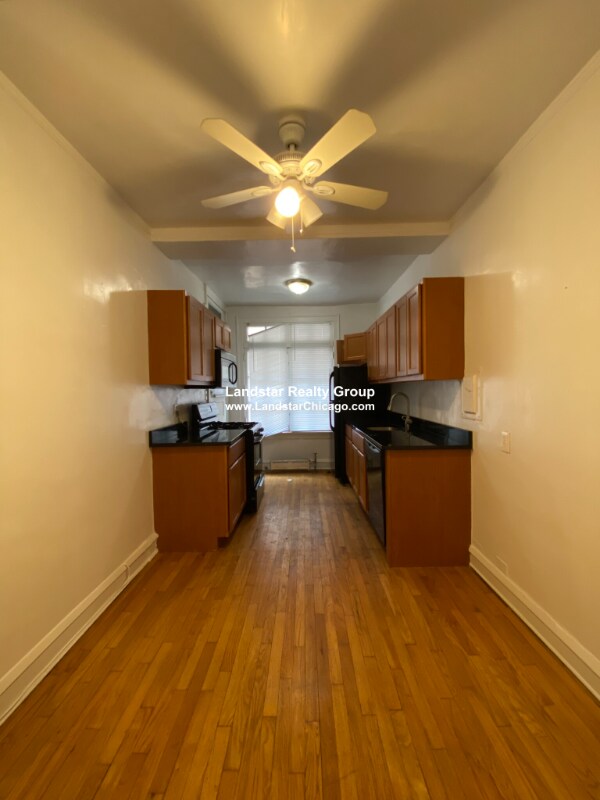 Building Photo - 909 Elmwood Ave