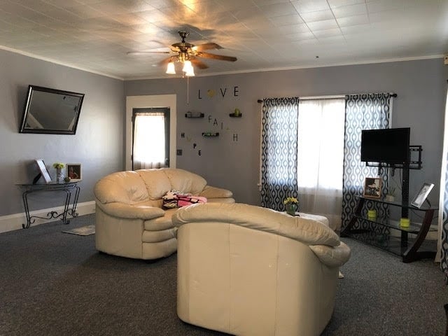 Building Photo - 233 N 9th St