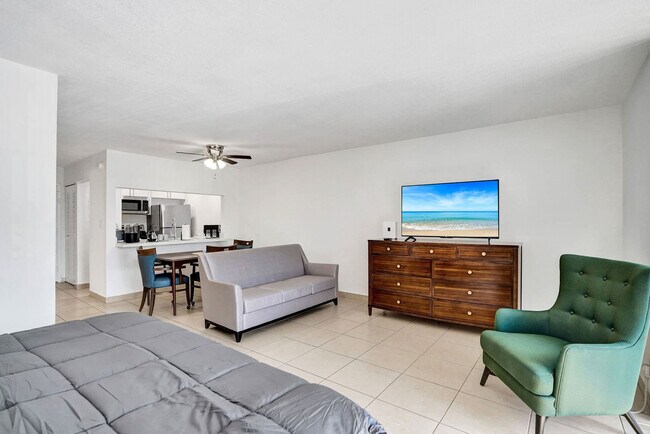 Foto del edificio - 777 NW 155th Ln