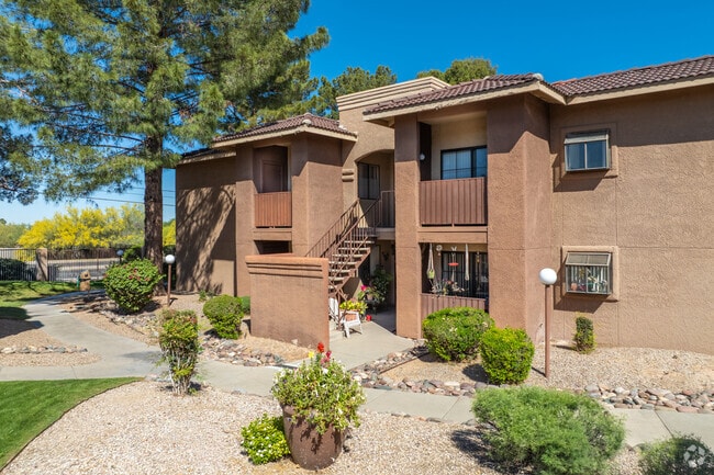 Building Photo - Harrison Park