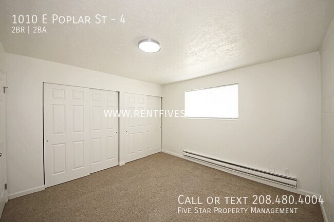 Foto del edificio - 1010 E Poplar St