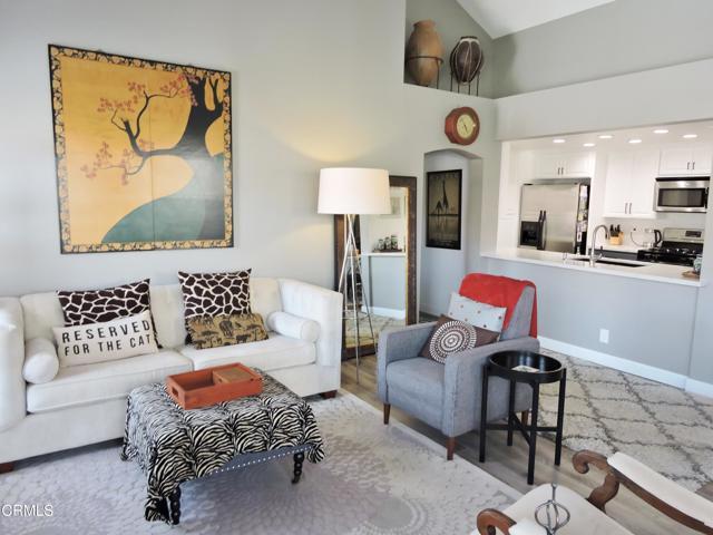 Foto del edificio - 650 Ivywood Ln