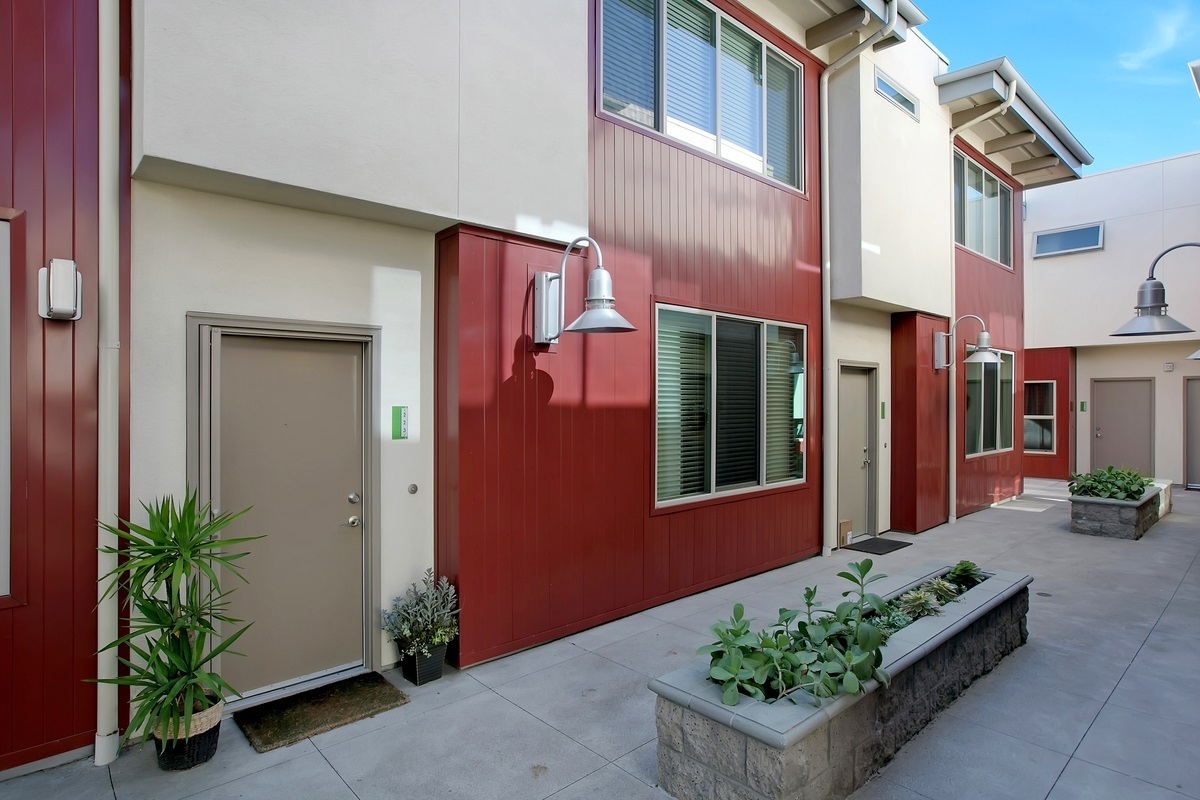 Foto principal - Modern Townhome in the Heart of Downtown E...