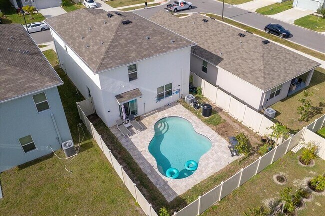 Foto del edificio - 15959 Tuscany Hillside Rd
