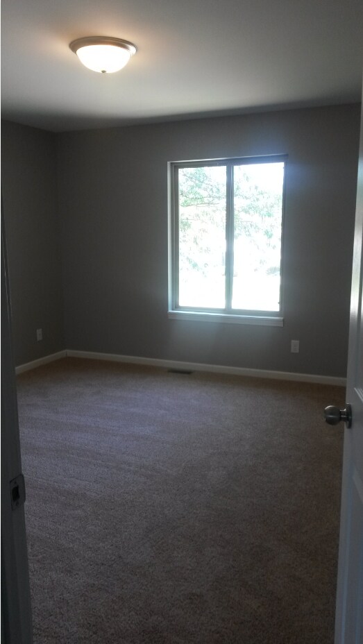 1903 Nancy Ct, Champaign, IL 61822 Townhome Rentals in Champaign IL