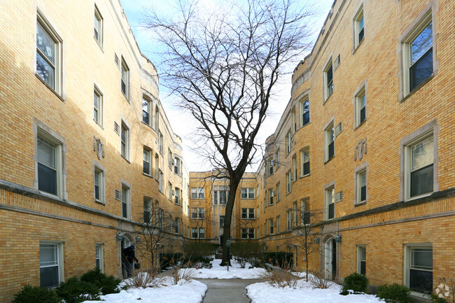 Building Photo - 822-24 Forest Ave.