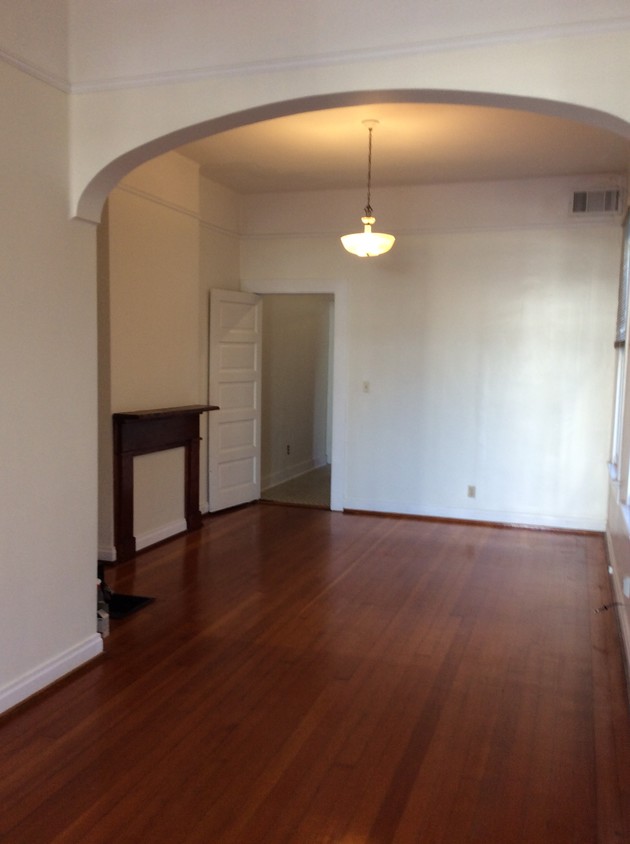 Primary Photo - 816 State St