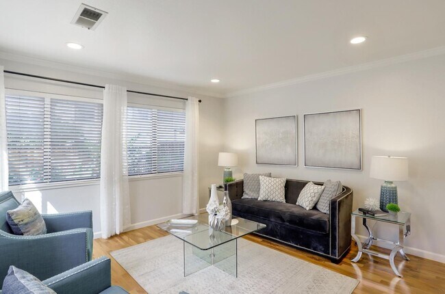 Foto del edificio - 545 Cassatt Way