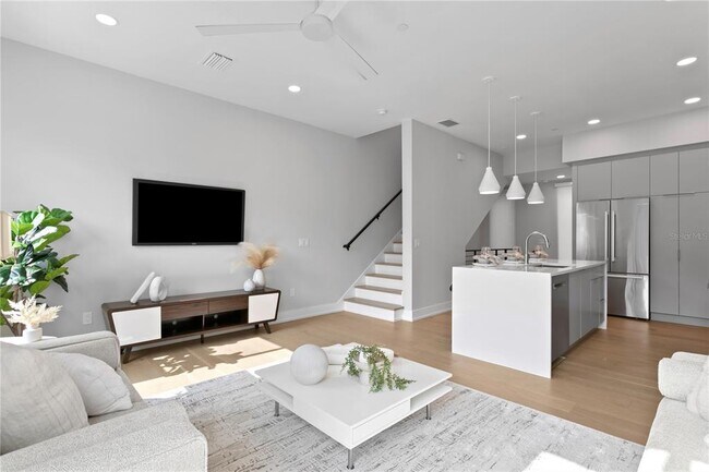 Foto del edificio - 368 6th St S