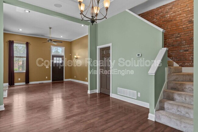 Foto del edificio - 2720 S Jefferson Ave