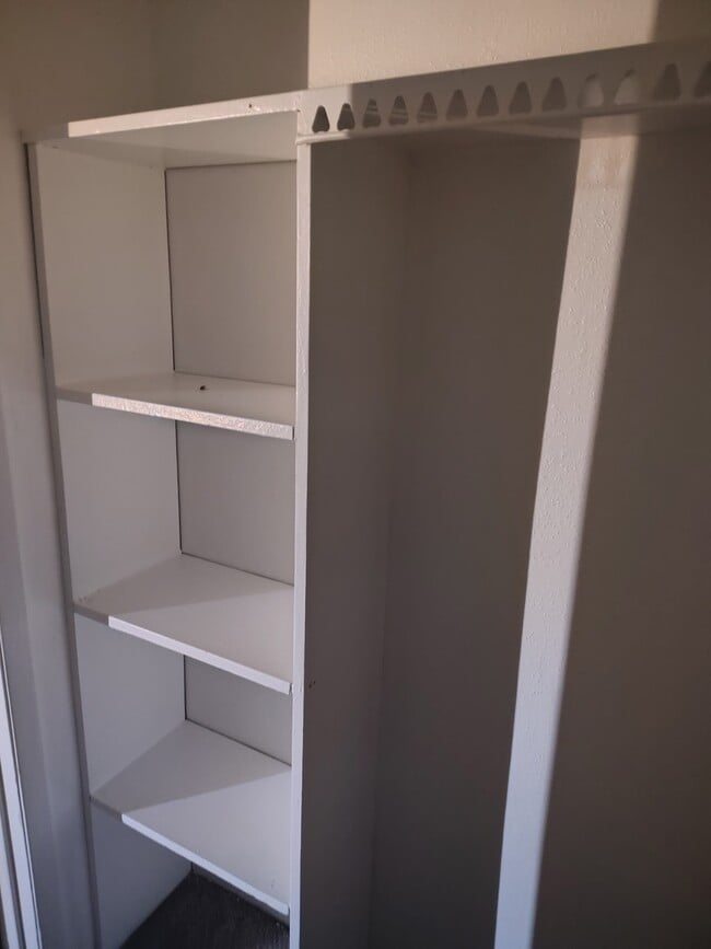 Foto del edificio - 5625 Antoine Dr