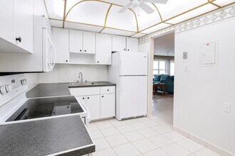 Building Photo - 401 N Ocean Blvd
