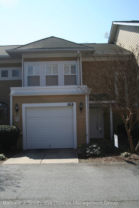 Primary Photo - 2 br, 2.5 bath House - 181-G Farriers Lane