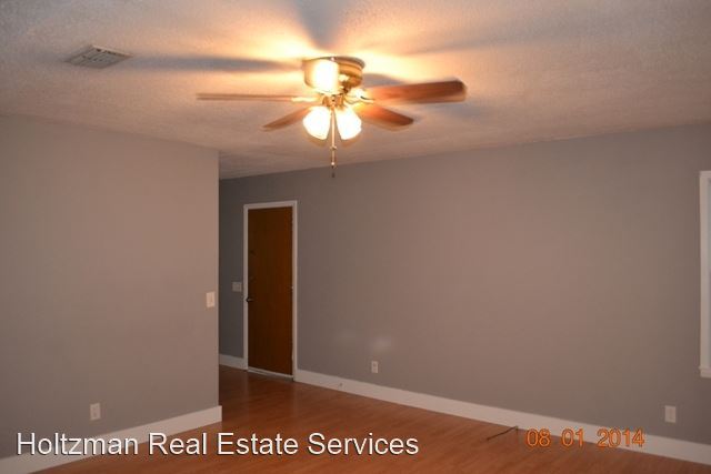Building Photo - 3 br, 1.5 bath House - 502 Forest Street