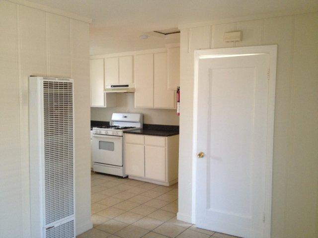 Foto del edificio - One Bedroom Unit In 4 Plex Ready To Go!!!