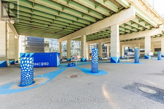 Photo du bâtiment - 75-675 Queens Wharf Rd