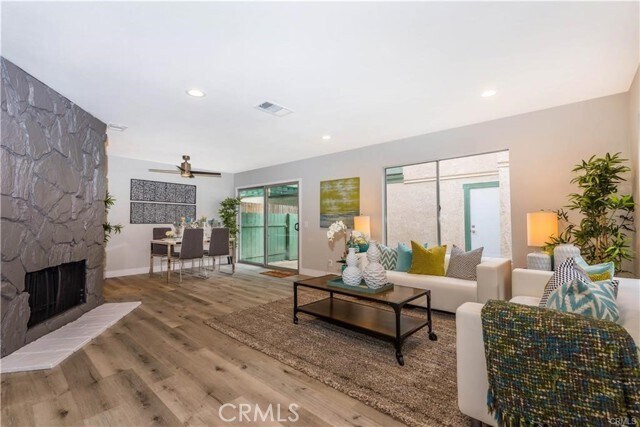Foto del edificio - 9412 Shadowood Dr