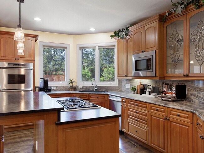 Foto del edificio - 7125 Polo Ridge Dr