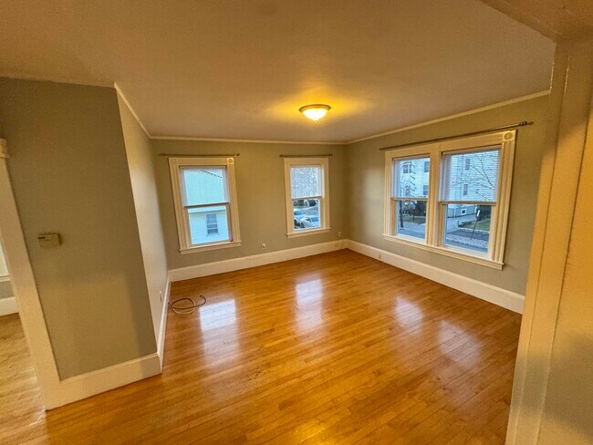 Foto del edificio - 10 Crescent Hl