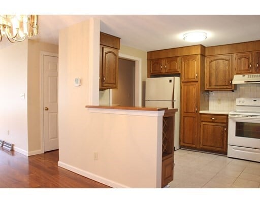 Building Photo - 13 Mansion Woods Dr