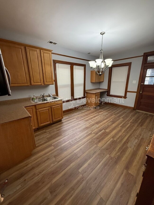 Foto del edificio - 4342 S Whipple St