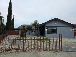 Building Photo - 1003 Walnutwood Ct