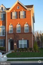 Building Photo - 23078 Weybridge Square