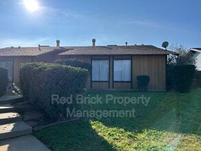 Building Photo - 1302 Frankfort Ct