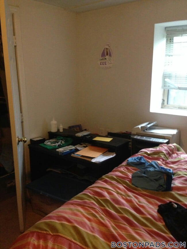 Building Photo - 24 St Cyprians Pl