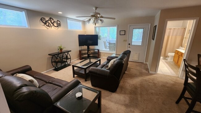 Living Area - 6576 Johnson Cir