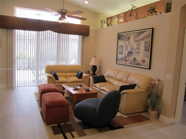 Foto del edificio - 9798 Casa Mar Dr