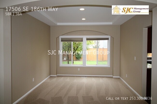 Building Photo - Five bedroom 2.5 bath home for rent in Renton