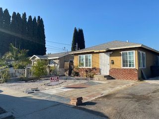 Primary Photo - 521 E 3rd Ave