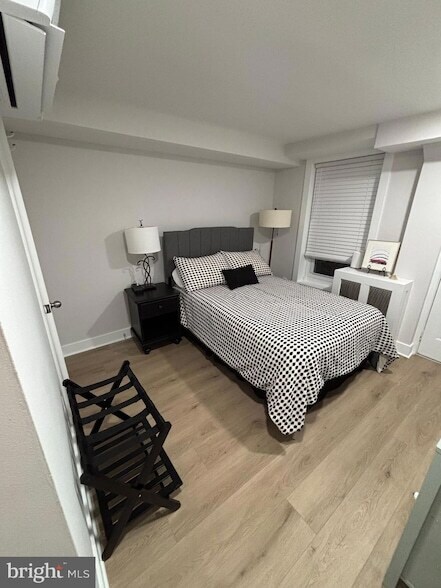 Foto del edificio - 1702 10th St NW