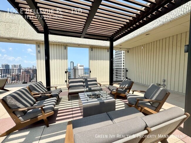 Foto del edificio - 100 E Bellevue Pl