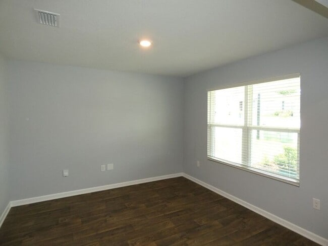 Building Photo - 5565 Galahad Trl