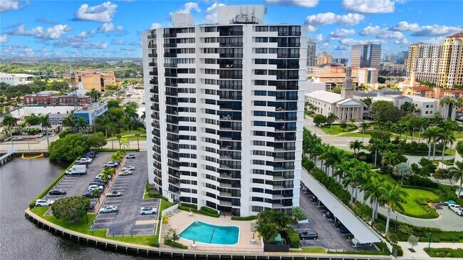 Foto del edificio - 1200 S Flagler Dr