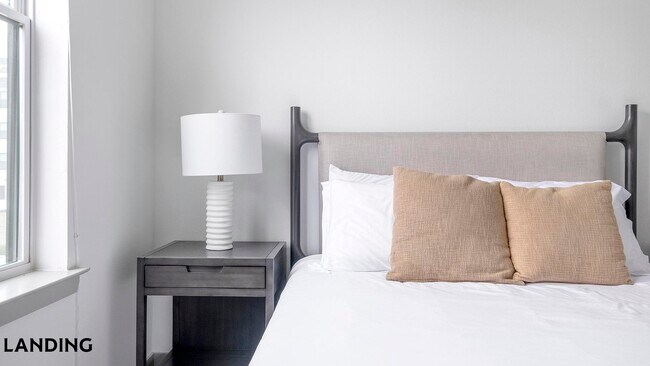 Foto del edificio - 91 Jensen Dr